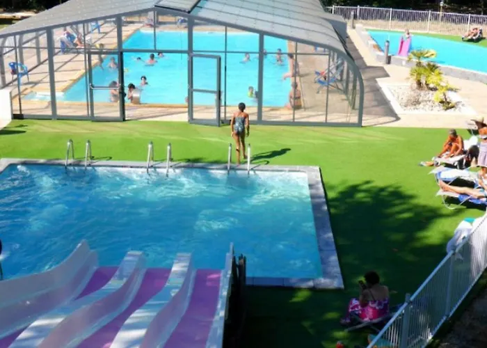 Mobil-home Confortable Avec Terrasse Pour 5 Personnes - Api-1-52-1020 Martiel